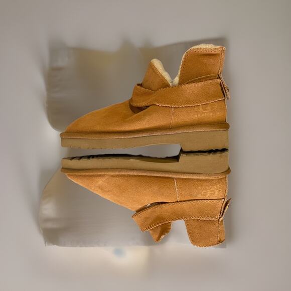 UGG “Mckay” Chestnut Suede Sheepskin Ankle Mini Boots Booties Size 6 Women NEW - Picture 10 of 13